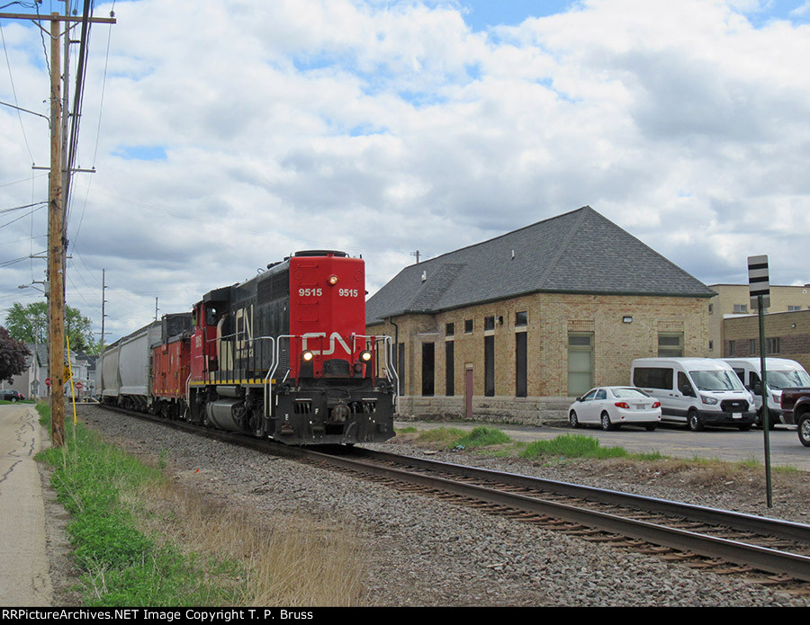 CN 9515 and WC 15 Caboose at C&NW Oshkosh Depot